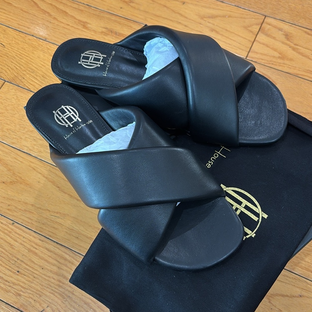 House of Harlow Samman Slide in Black, Size: 7 - Picture 10 of 13
